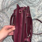 Liz Claiborne purple handbag Photo 6