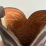 Vintage Brown Tan Leather Western Festival Wingtip Mid Calf Heeled Cowboy Boots Size 7.5 Photo 15