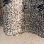 Woven Heart  Gray Floral Women's Sweater size Medium pullover Photo 9