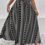 Black & White Geometric Patterned Flowy Maxi Skirt Size 3X Photo 0