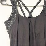 Lululemon  Size 8 Nouveau Limits Tank Butterfly Texture Mink Berry Black Photo 2