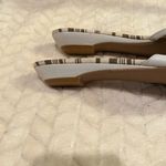 Talbots New Beige Flower Sandals Photo 2