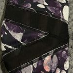 Gaiam Women's  Gym Activewear Capri Cropped Leggings Purple Black Size Small Photo 1