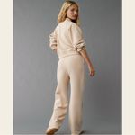 American Eagle AE Everyday Luxe Wide-Leg Sweat pant! Photo 2