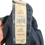 Terra & Sky  Plus Size PETITE High Rise Skinny Jeans Photo 2