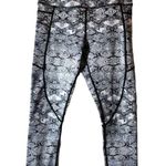 Zyia Metallic Cobra Pocket Light n Tight Hi Rise Capri Leggings Size 4 Photo 0