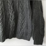 Gap  Cable Knit Wool Sweater Photo 3
