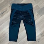 Lululemon Clip In Crop Capri Leggings Teal Blue Camo Size 6 Athletic Yoga Photo 6