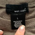 Wet Seal Pocket T-Shirt Photo 1