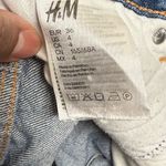 H&M Women’s Blue Distressed Denim Shorts High Waist Mom Shorts Size 4 Photo 4