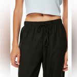 Aritzia •  Wilfred Free • Lodge Linen Pants Medium Black Photo 1