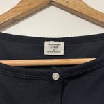 Abercrombie & Fitch  Fitted Slash Button-Through Tank Top Vest Size XL Ribbed Photo 2