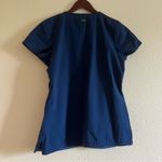 Women's Navy Blue Antidote Scrubs Scrub Top Size Medium Photo 5