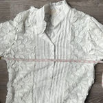 Waimari Magnolia Floral Button Photo 12