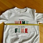 1901  “Mulled WINE and feelin’ FINE” Colorful Sweatshirt, White, Size S Photo 6