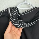 Lululemon Think Fast Hoodie Pullover Womens Size 4 Black White Sweater Stripe Photo 4