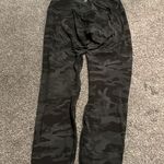 Lululemon ⭐️ ALIGN LEGGINGS CAMO Photo 2