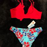 Cupshe  Women’s Red Bikini Top Floral High Waist Bottom Swimwear NWT Size L Beach Photo 9
