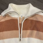 Aerie  sweater Photo 1