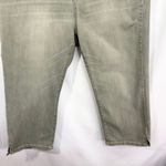 Avenue Plus Size 20 Capri Jeans Sage Green Stretch Denim Faded Wash Pants 744 Photo 3