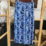 Lilly Pulitzer  Avery Crop Navy Floral Wide Leg Pull
On Pants - Sz 4 💛🎀 Photo 1