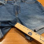 Kensie  jeans women’s cuffed jeans shorts size 4/27 . Photo 4
