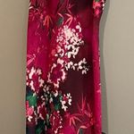 N by Natori Floral Sleeveless V Photo 0