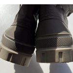 Storm By Cougar Women’s Sz 10 Gray leather Faux Fur Boots Activewear Travel Wear Photo 7