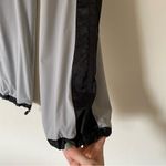 Lululemon Run: Right Round Pant in Silver Slate Women's Size 4 Photo 6