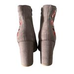 Report Sierra Faux Suede Leather Floral Embroidered Side Zip Block Heel Booties Gray Size 9 Photo 5