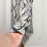 H&M  Snakeskin tunic dress Balloon sleeve Beige Black Lightweight Oversize Size M Photo 6