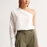 Abercrombie & Fitch White Asymmetrical One Sleeve 100% Cotton Blouse Size XS Photo 0