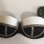 Victoria's Secret Victoria’s Secret Swim Top Size 32C Photo 0