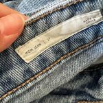 PacSun  Distressed High Rise Mom Jeans Medium Wash sz 27 Photo 7