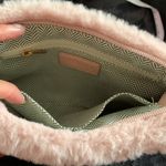 XOXO Hand bag Photo 2