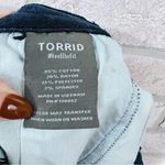 Torrid Weekend Boyfriend Midrise Jeans in Basin Wash Size 1R Photo 9