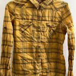 Mossimo Supply Co Yellow Snap Button Size Medium Top (6) Photo 0