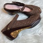 Jambu  Journey Sport Wedge Slip On Shoes Brown Leather Lazer Cut Sz 7.5 Peep Toe Photo 0