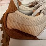 New Balance 327 sneaker in the "Sea Salt with Rust Oxide" Women's sz 6 Photo 7