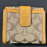 Coach  Vintsge Soho Signature Wallet Photo 2