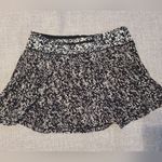Lululemon SKIRT Photo 4