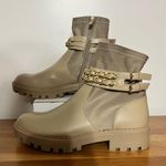 Jones New York Jones NY Women’s Chelsea Ankle Boots Size 9.5 Chunky Heel Booties Tan Chains JNY Photo 1