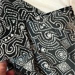 14th & Union Black and White Patterned Women's Top Photo 3