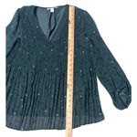 Nine West | Long Sleeve Emerald Green Blouse Top Size XS NWT Photo 2