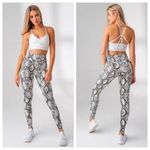 Balance Athletica  Vitality Ascend Python Leggings Size Medium Photo 1