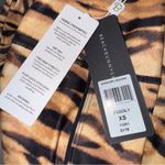 Beach Bunny NEW  Leggings Photo 3