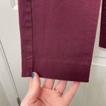Old Navy women’s high-rise pixie secret smooth pockets maroon stretch pants 0 P Photo 2