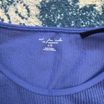 Out From Under  Top Seamless Photo 1