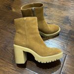 Dolce Vita caster boot 6.5 Photo 2