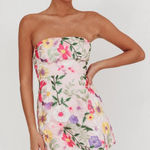 Selfie Leslie Entered The Chat Floral Strapless Mini Dress Photo 0